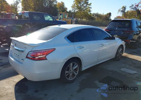 2013 Nissan Altima 2.5 from USA, damaged, VIN 1N4AL3AP8DC154961